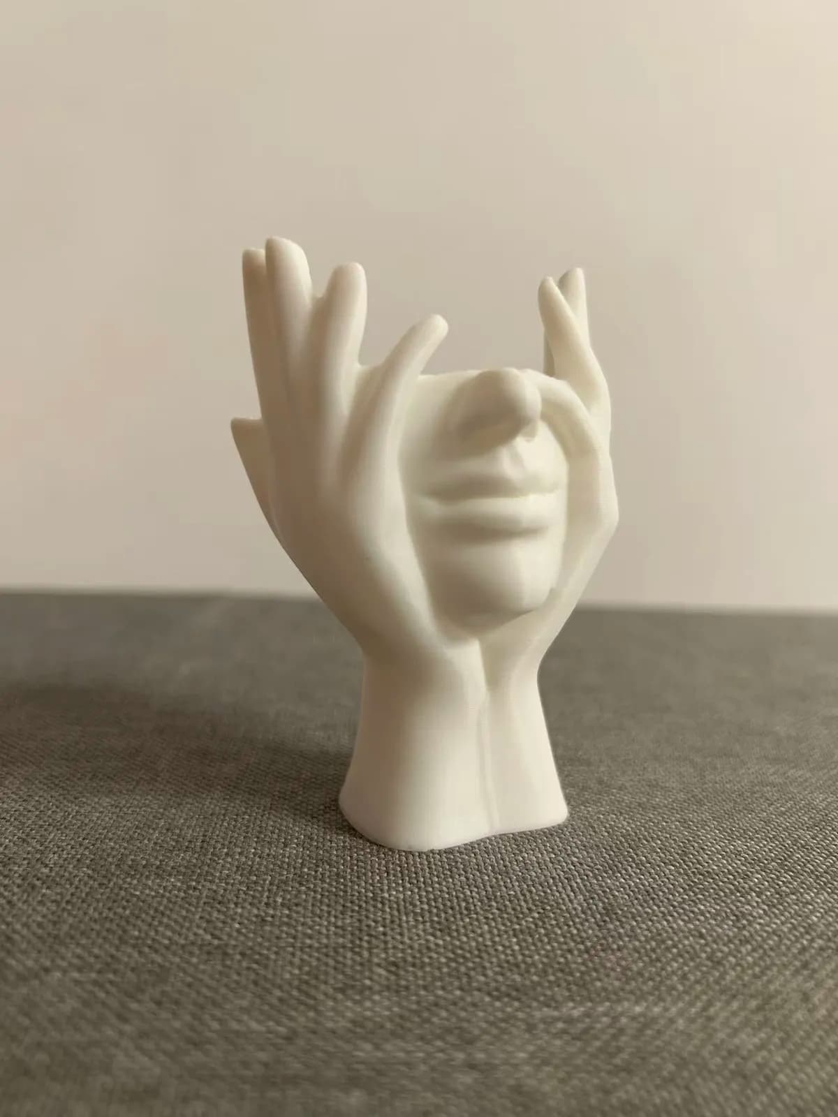 Enfeite abstrato de mãos